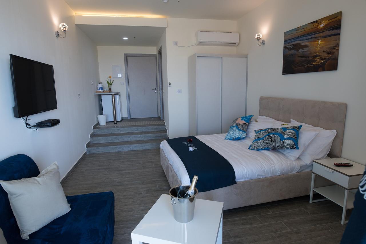 Sur La Mer Hotel Ашдод Экстерьер фото
