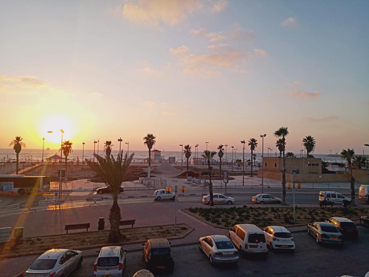 Sur La Mer Hotel Ашдод Экстерьер фото
