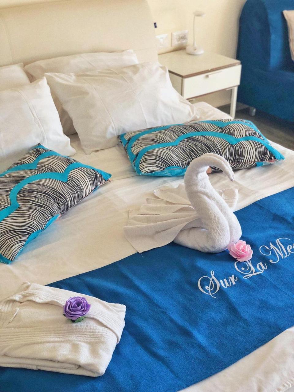 Sur La Mer Hotel Ашдод Экстерьер фото